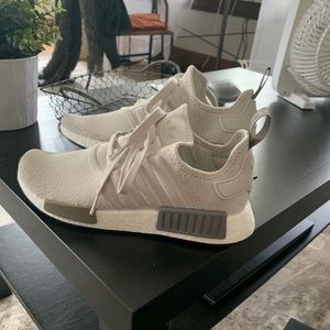 Adidas Womens NMD R1